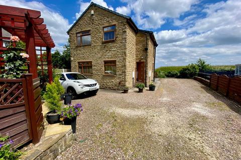 2 bedroom flat for sale, Staincliffe Road, Dewsbury