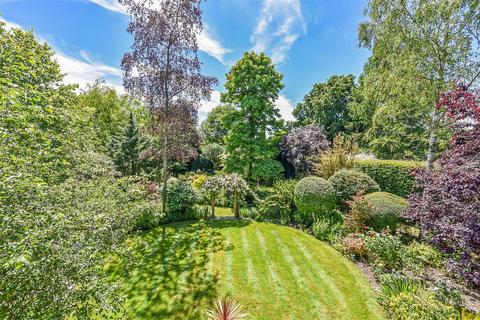 Tanglewood Barncroft, Appleshaw, Andover, SP11 9BU