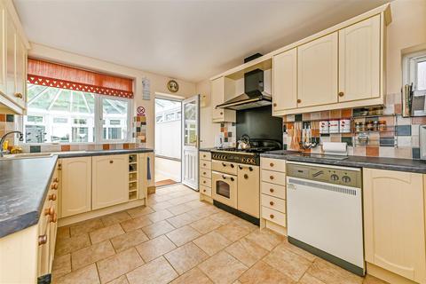 3 bedroom chalet for sale, Woodlands Road, Woodlands, Hampshire