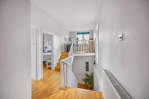 3 bedroom apartment for sale, Priory Road, South Hampstead NW6