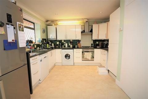 2 bedroom apartment to rent, Grosvenor Wharf Road, E14