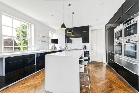 5 bedroom flat to rent, St Stephens Close, Avenue Road, St John's Wood NW8