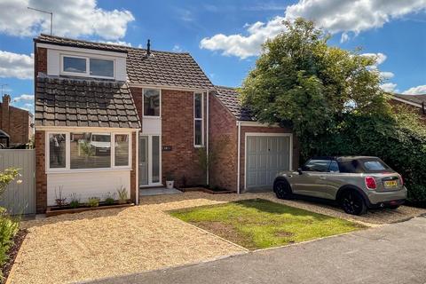 19 Chichester Lane, Hampton Magna, Warwick, CV35 8SR