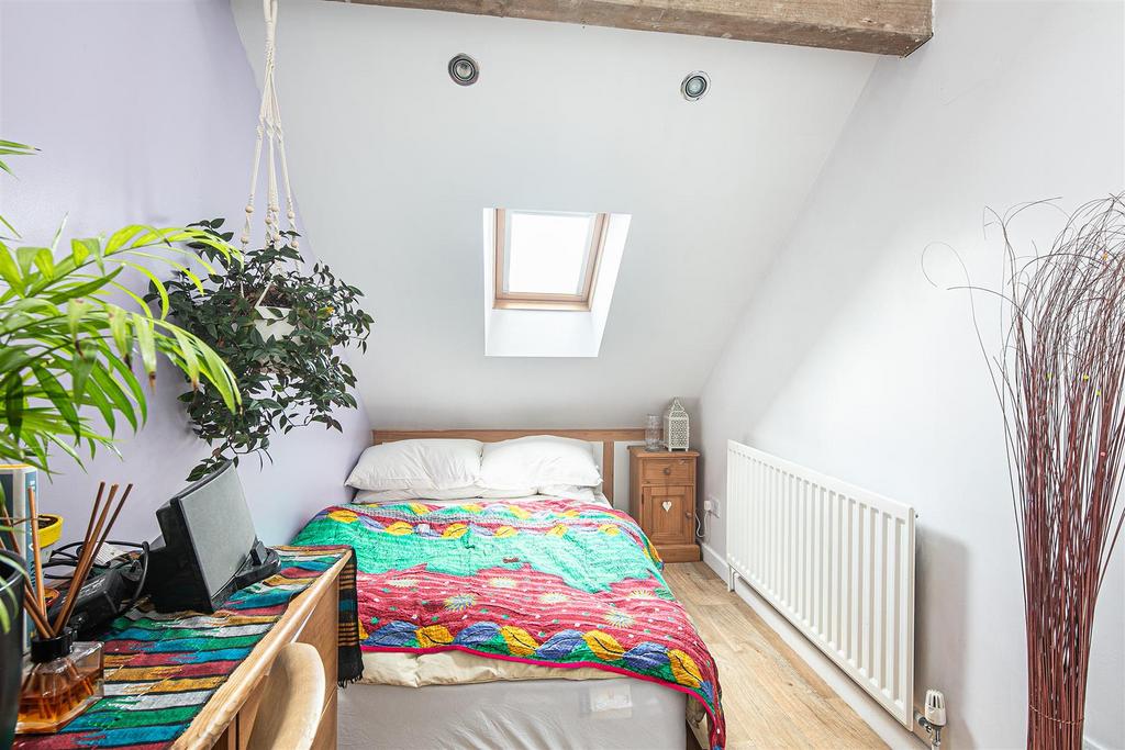 Bedroom in extension