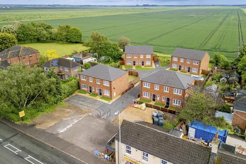 3 bedroom semi-detached house for sale, Zabir Close, Deeping St Nicholas