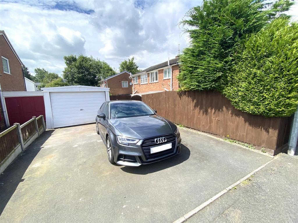 Driveway.jpg
