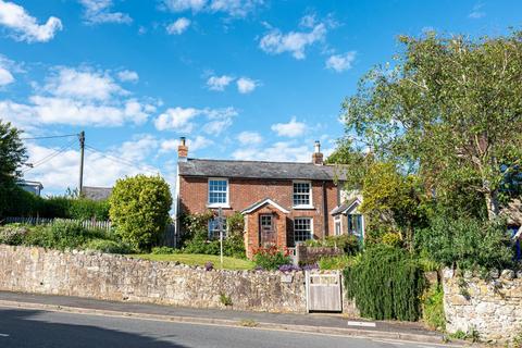 2 bedroom semi-detached house for sale, Newport Road, Niton