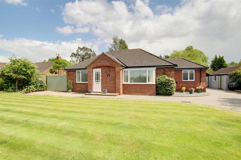 3 bedroom detached bungalow for sale, Main Road, Withern LN13