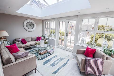 45 Dunraven Close, Cowbridge, CF71 7FG