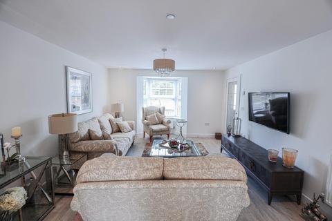 45 Dunraven Close, Cowbridge, CF71 7FG