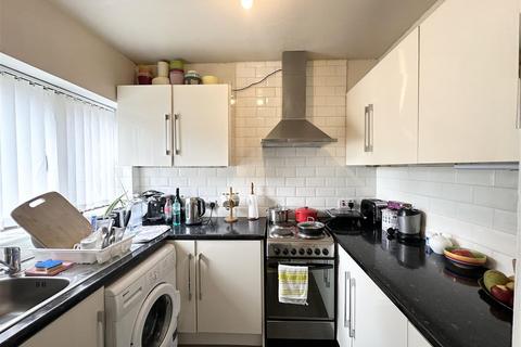 1 bedroom apartment to rent, Greenford Avenue, London