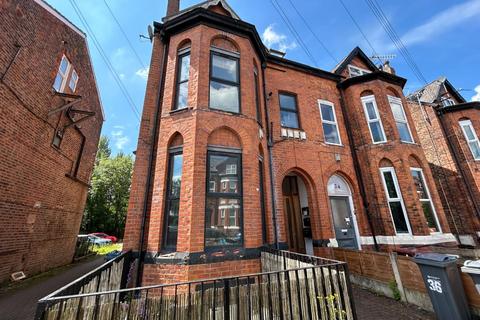 2 bedroom flat for sale, Central Road, West Didsbury
