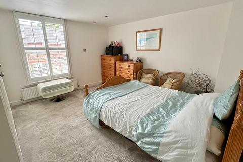 3 bedroom terraced house for sale, Park Road, Wilmslow