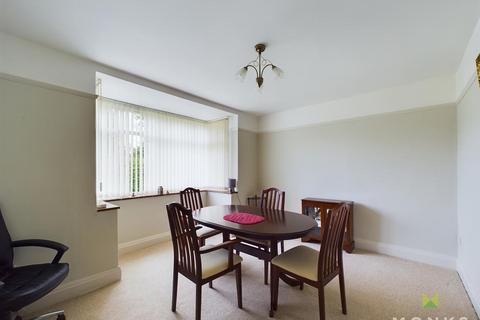 4 bedroom detached bungalow for sale, Ford Heath, Shrewsbury