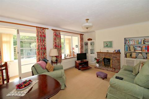 2 bedroom terraced house for sale, Surrey Close, Seaford
