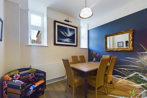 2 bedroom mews for sale, The Furlongs, Bicton Heath, Shrewsbury