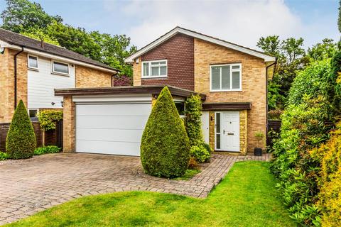 3 bedroom detached house for sale, Paddock Way, Hurst Green