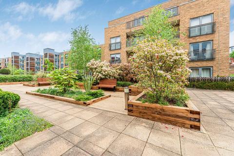 1 bedroom flat for sale, Elbe Street, Fulham SW6