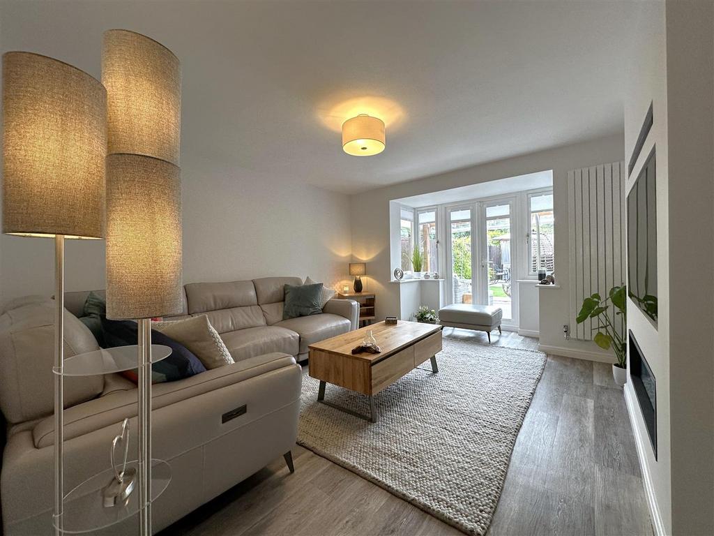 Lovely Lounge 042