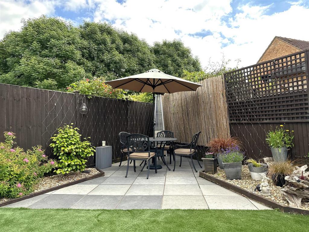 Paved Seating Area 109