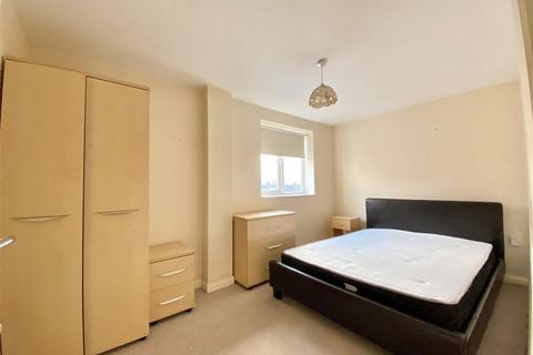 3 bedroom apartment to rent, City Link, Hessel Street, Salford