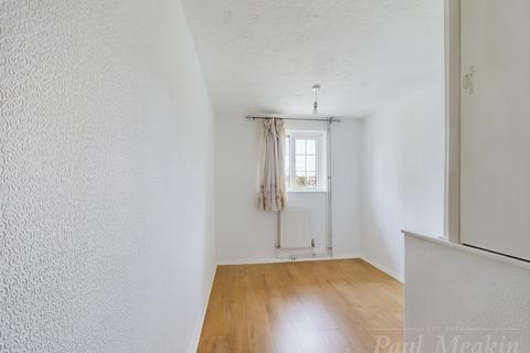 107 Godric Crescent, New Addington, Croydon, CR0 0HS