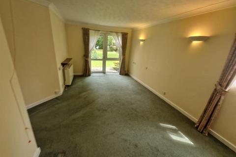 1 bedroom apartment for sale, Edge Lane, Manchester M21