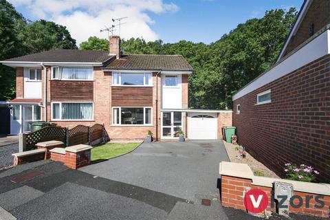 3 bedroom semi-detached house for sale, Vicarage Crescent, Redditch