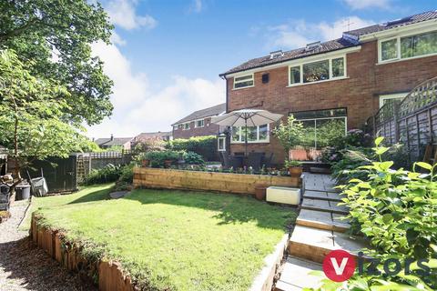 3 bedroom semi-detached house for sale, Vicarage Crescent, Redditch