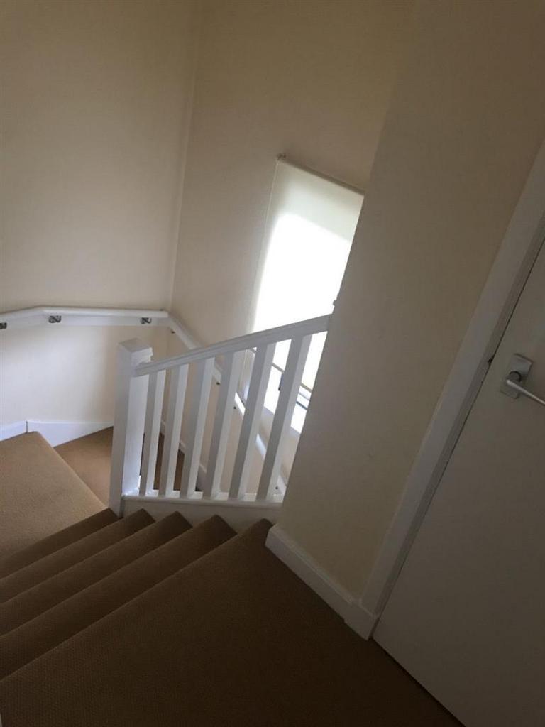 Hallway.jpg