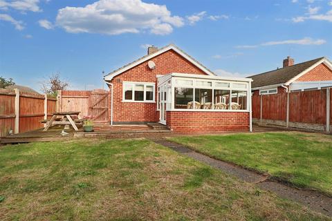 6 Burgess Close, Lowestoft, NR32 3BY