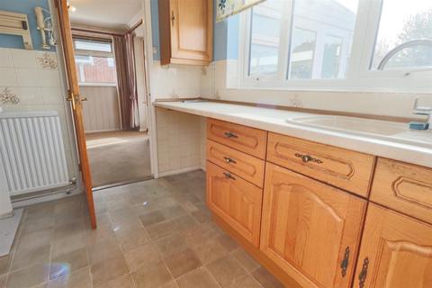 6 Burgess Close, Lowestoft, NR32 3BY