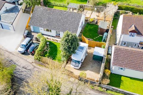 3 bedroom detached bungalow to rent, Summerhedge Rd, Othery Bridgwater TA7