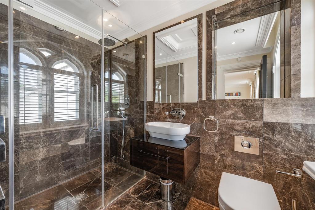 Luxury Shower Room