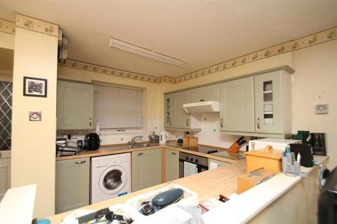 2 bedroom end of terrace house for sale, Newcastle Street, Swindon