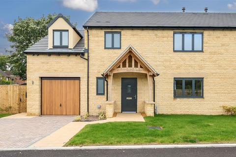 4 bedroom semi-detached house for sale, Rosehill Close, Bradenstoke, Chippenham