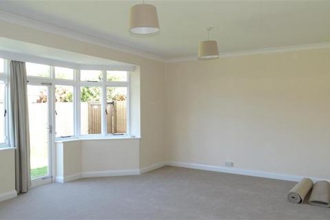 4 bedroom house to rent, Dogsthorpe Road, Peterborough PE1 3AD