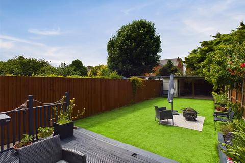 13 Collingbourne Road, Gloucester, GL4 6BG