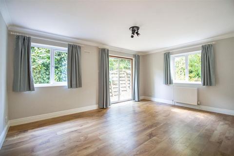 2 bedroom flat for sale, Flat with patio garden in prime location for the station | Anscome House, Great Heathmead