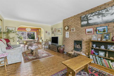 4 bedroom detached house for sale, Fair Leas, Saffron Walden CB10