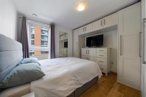 1 bedroom apartment for sale, Adriatic Apartments, Royal Victoria Dock E16