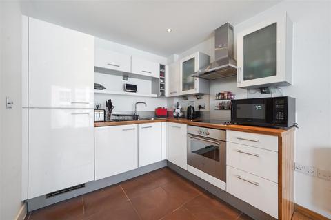 1 bedroom apartment for sale, Adriatic Apartments, Royal Victoria Dock E16