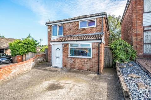 3 bedroom detached house for sale, Dale Park Walk, Cookridge, LS16