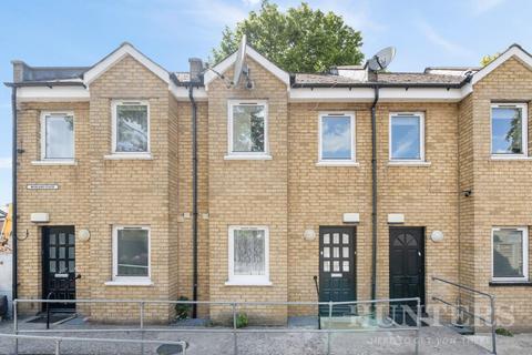 3 bedroom townhouse for sale, Morland Place, London, N15