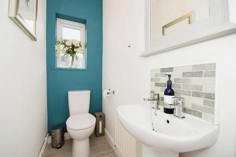 79 Hemper Lane, Sheffield, S8 7FA