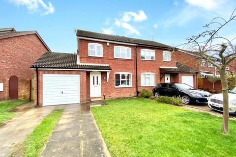 3 bedroom house to rent, Kinbrace Drive, York, North Yorkshire