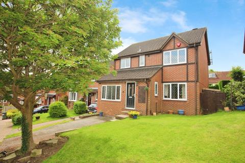 4 bedroom detached house for sale, Well Holme Mead, Leeds