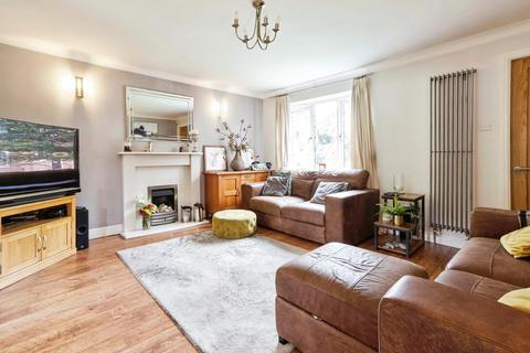 4 bedroom detached house for sale, Well Holme Mead, Leeds