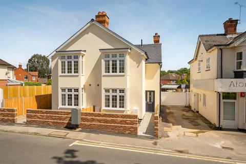 3 bedroom semi-detached house for sale, High Street, Sunningdale