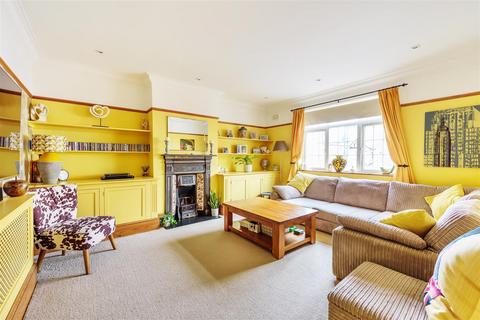 4 bedroom semi-detached house for sale, Fleetwood Road, London, NW10